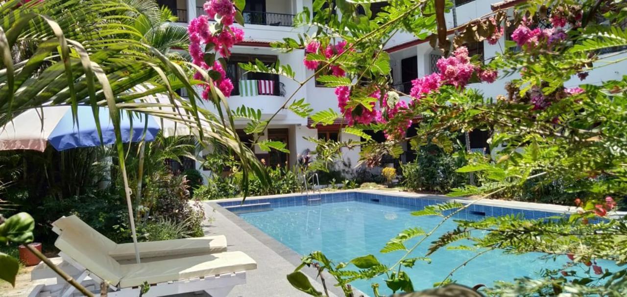 Diana Apartments Candolim Kültér fotó